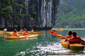 7 Days Hanoi - Sapa Trekking and Halong Kayaking