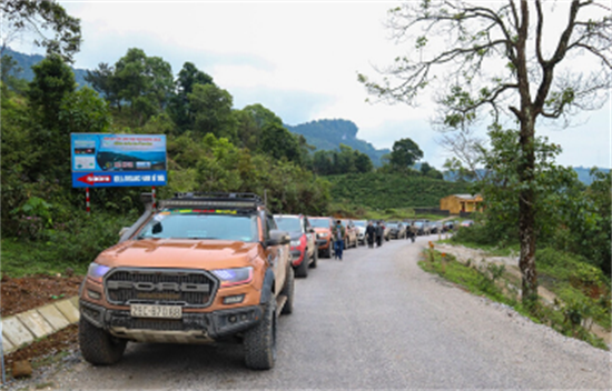 4 Wheels tour To Maichau – Ninhbinh – Halong Bay - 6 Days 1
