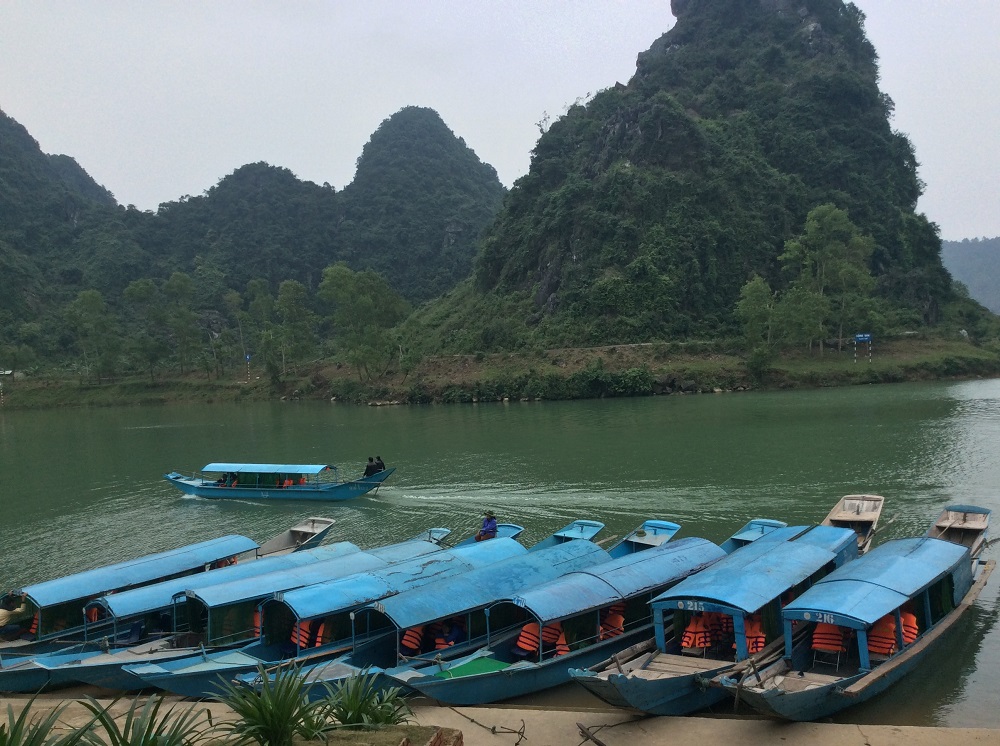 4 Wheels tour To Maichau – Ninhbinh – Halong Bay - 6 Days 4