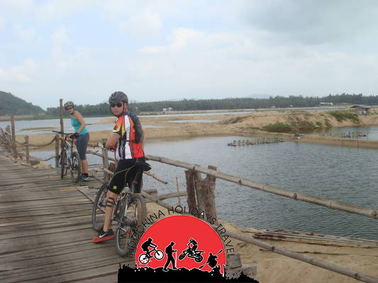 Cycling from Ha Noi to Hoi An Along The Coastlines - 9 Days 3