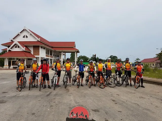 16 Days Loop Cycling From Northwest To East Loop