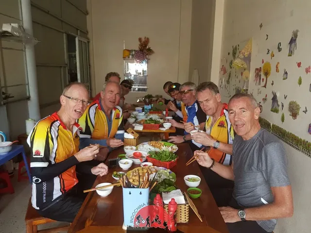 Hanoi -Halong-NinhBinh -Hoian Tour - 9 Days 4