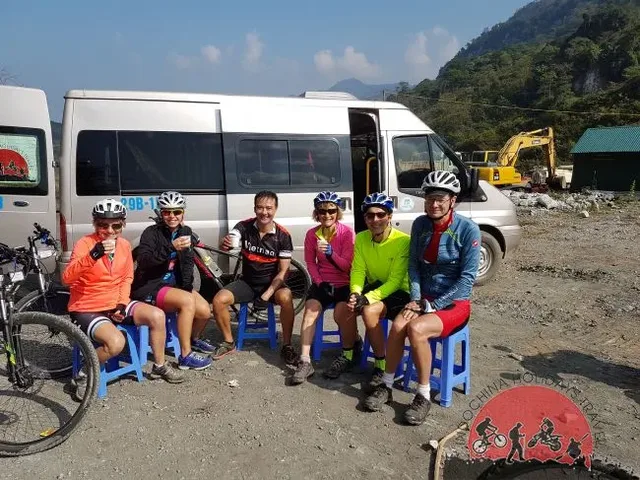 Saigon to Hanoi Express Cycling Tour – 7 days 2
